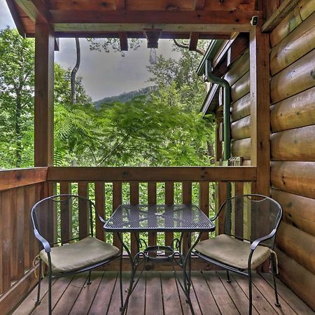 Gatlinburg Mountainside Escape With Deck And Hot Tub! Villa Екстериор снимка