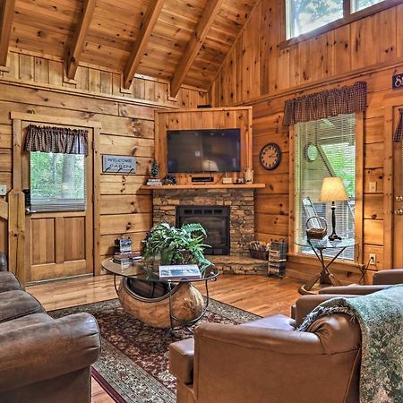 Gatlinburg Mountainside Escape With Deck And Hot Tub! Villa Екстериор снимка