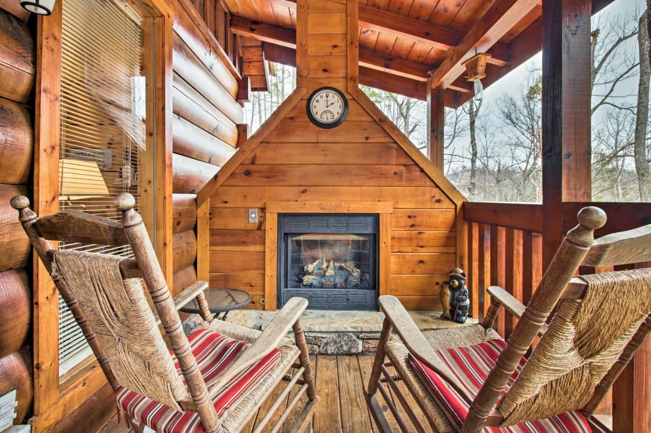 Gatlinburg Mountainside Escape With Deck And Hot Tub! Villa Екстериор снимка