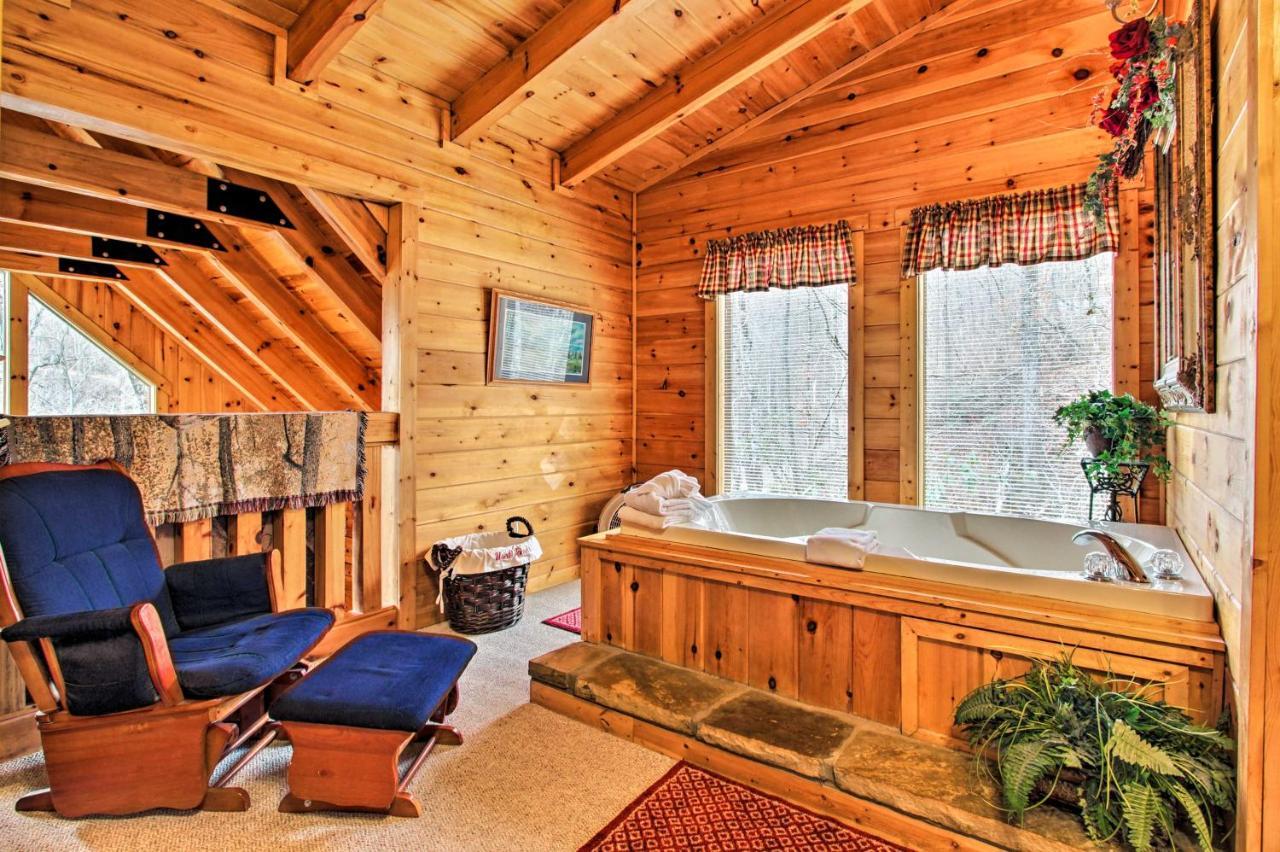 Gatlinburg Mountainside Escape With Deck And Hot Tub! Villa Екстериор снимка
