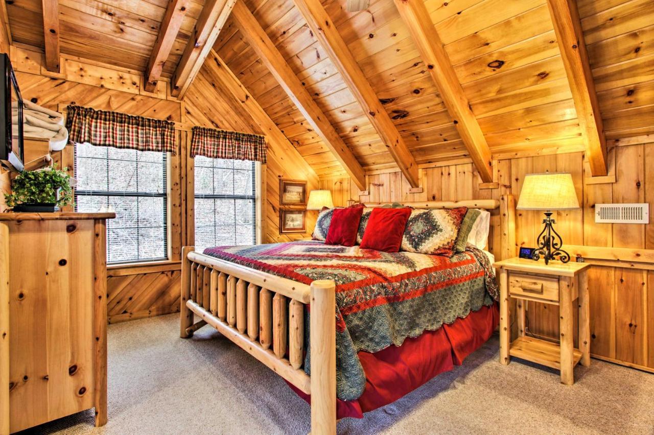 Gatlinburg Mountainside Escape With Deck And Hot Tub! Villa Екстериор снимка